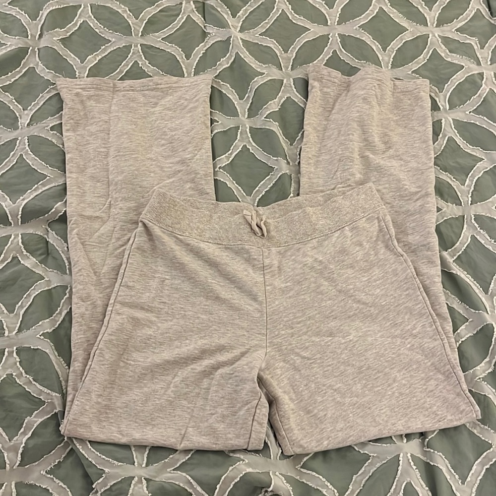 Low waisted flare yoga pants